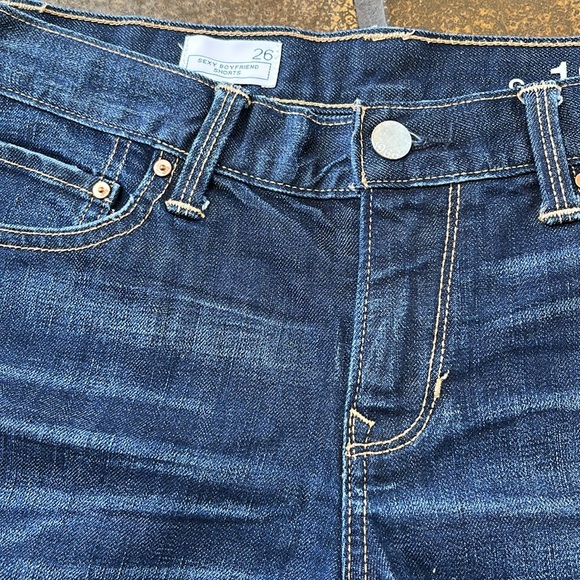 Gap Fleut Wash Sexy Boyfriend Denim Shorts - Picture 6 of 16